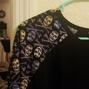 Skull lularoe Irma
